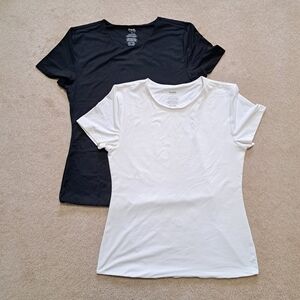 Frank And Oak Womens Tees Size Large Black Cream Set Of 2 Pack Fitted
